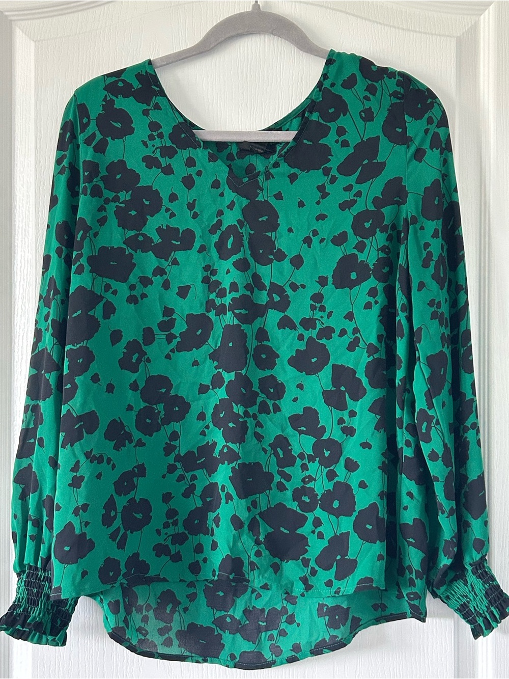 Worthington Green and Black Floral Long-Sleeve Blouse